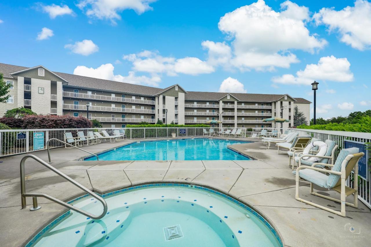Star Gazing Whispering Pines 644 Apartment Pigeon Forge Exterior photo